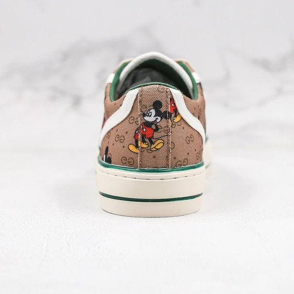 newgUCCI LEATHER CASUAL SHOES CLASSIC